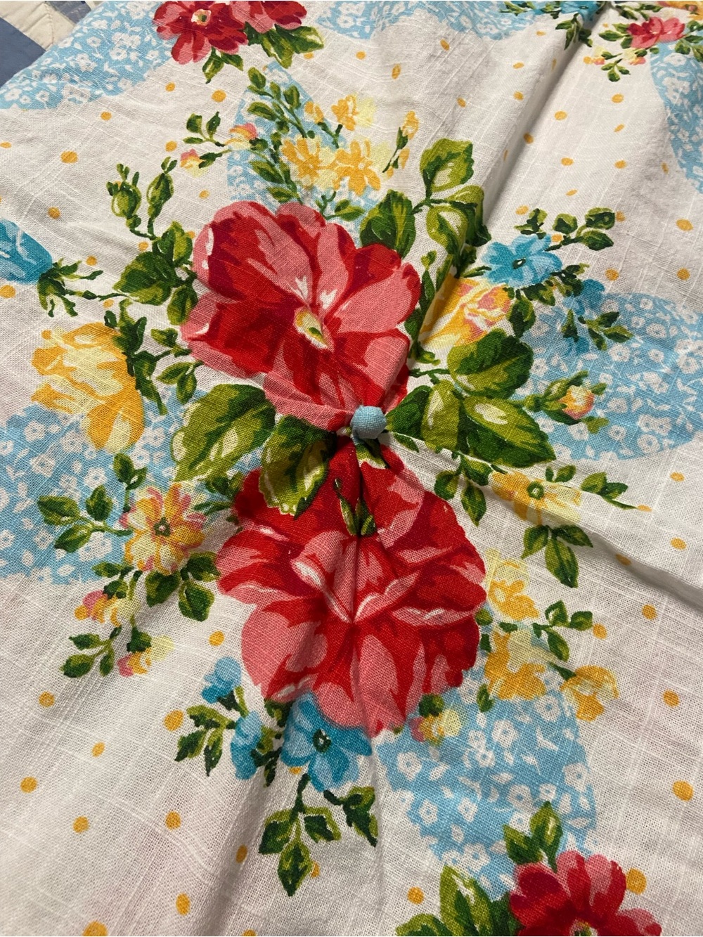 THE PIONEER WOMAN Vintage Floral COTTON Shower Curtain 77x77in.